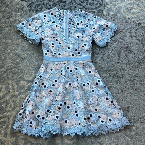 LA MAISON TALULAH Infatuation Floral Lace Mini Dress Blue Tan Small - Picture 6 of 15